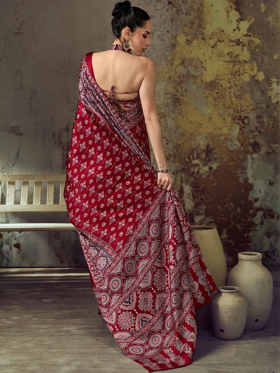 Sangria Paisley Satin Designer Block Print Saree thumbnail 4