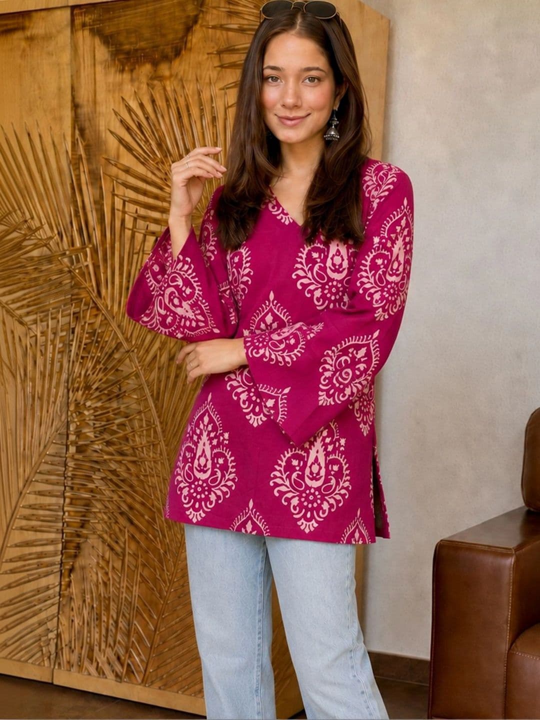 Sangria Ethnic Motifs Printed V-Neck Flared Sleeves Kurti thumbnail 3