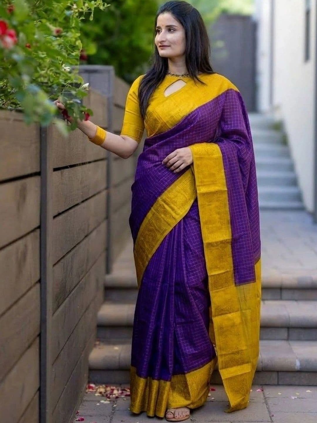 MITAL ENTERPRISE Art Silk Saree - view 1