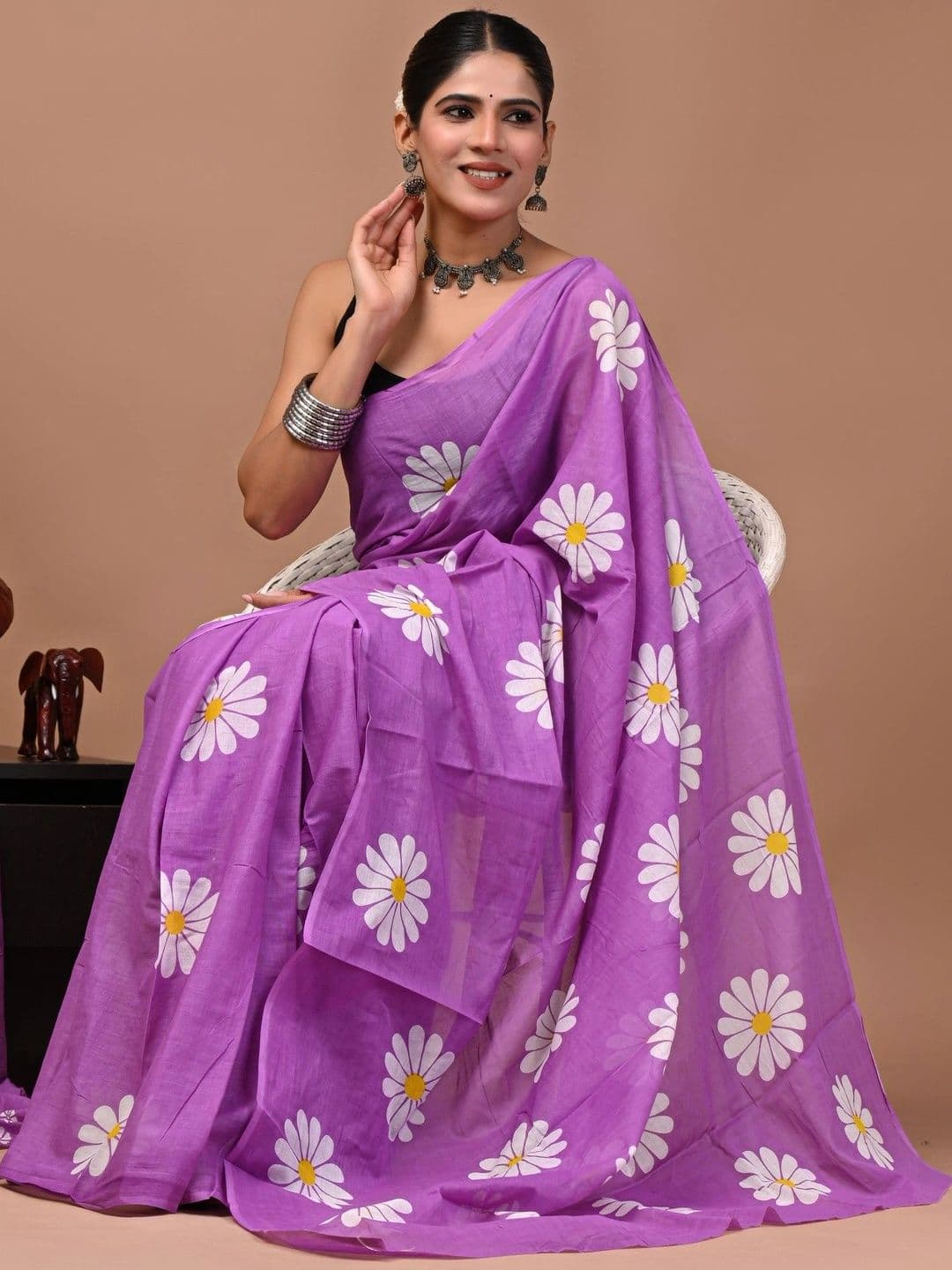 Anouk Ethnic Motifs Pure Cotton Block Print Saree thumbnail 2