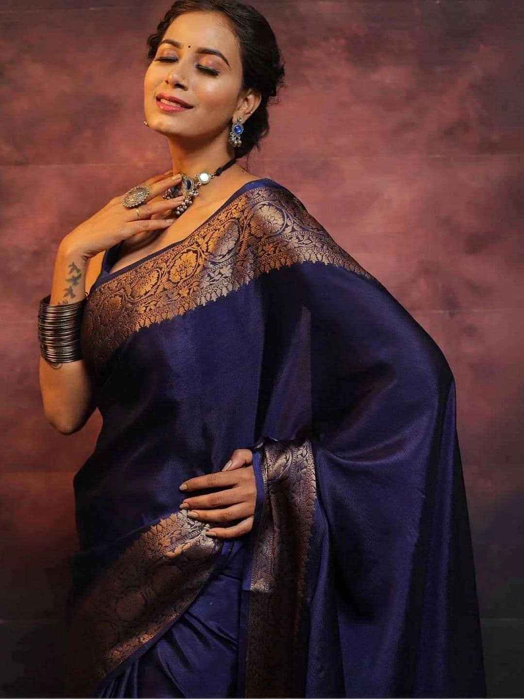 House Of Nazakat Woven Design Zari Art Silk Banarasi Saree thumbnail 2