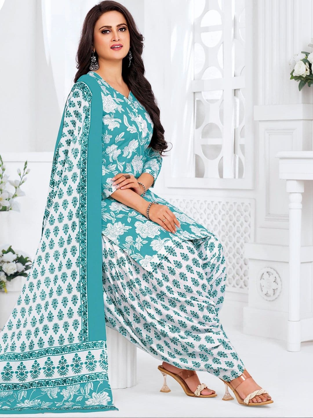 shree jeenmata collection Women Floral Printed Regular Pure Cotton Kurta with Patiala & With Dupatta - view 1