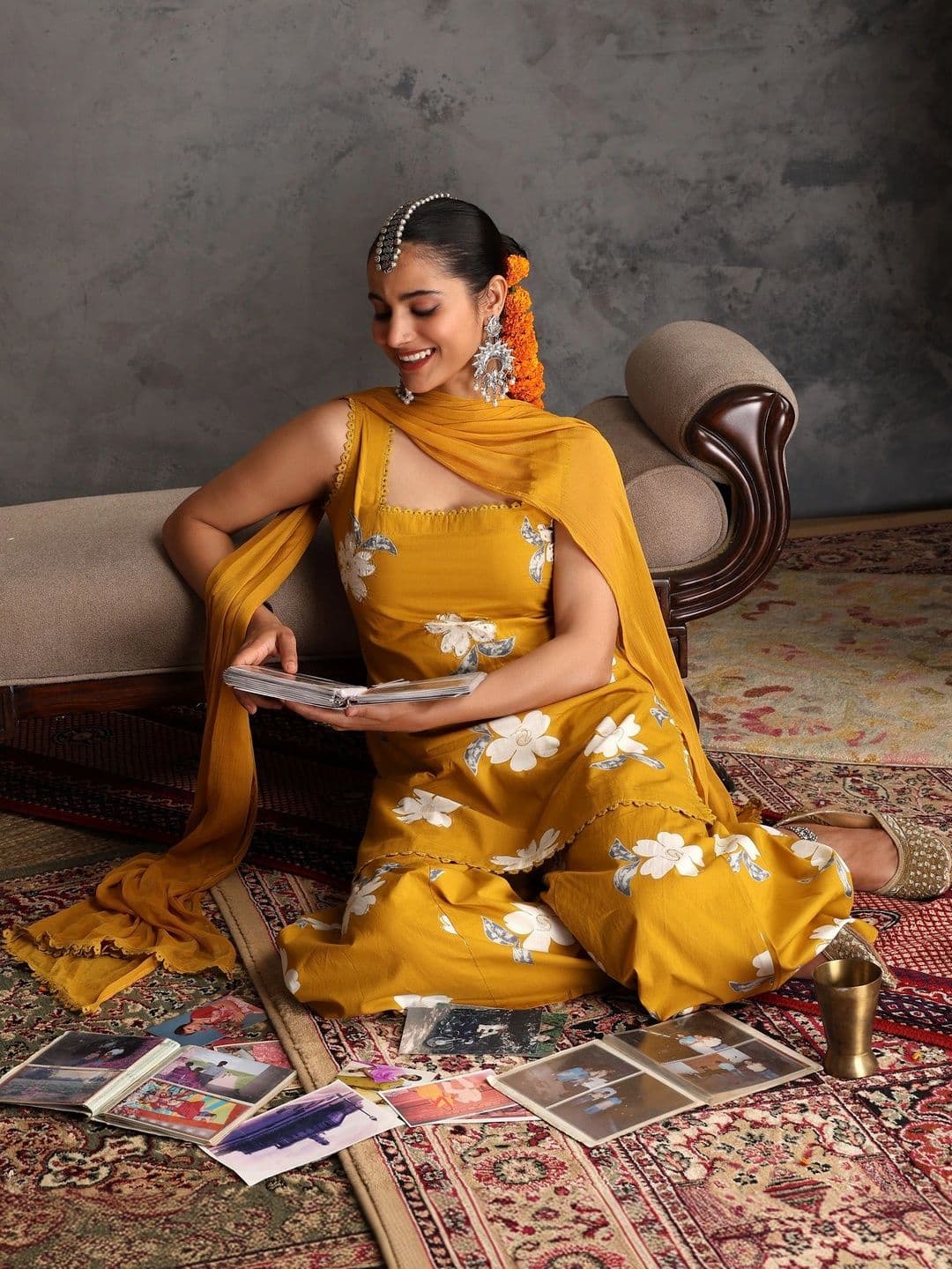 Khushal K Women Floral Printed Regular Pure Cotton Kurta with Palazzos & With Dupatta thumbnail 6