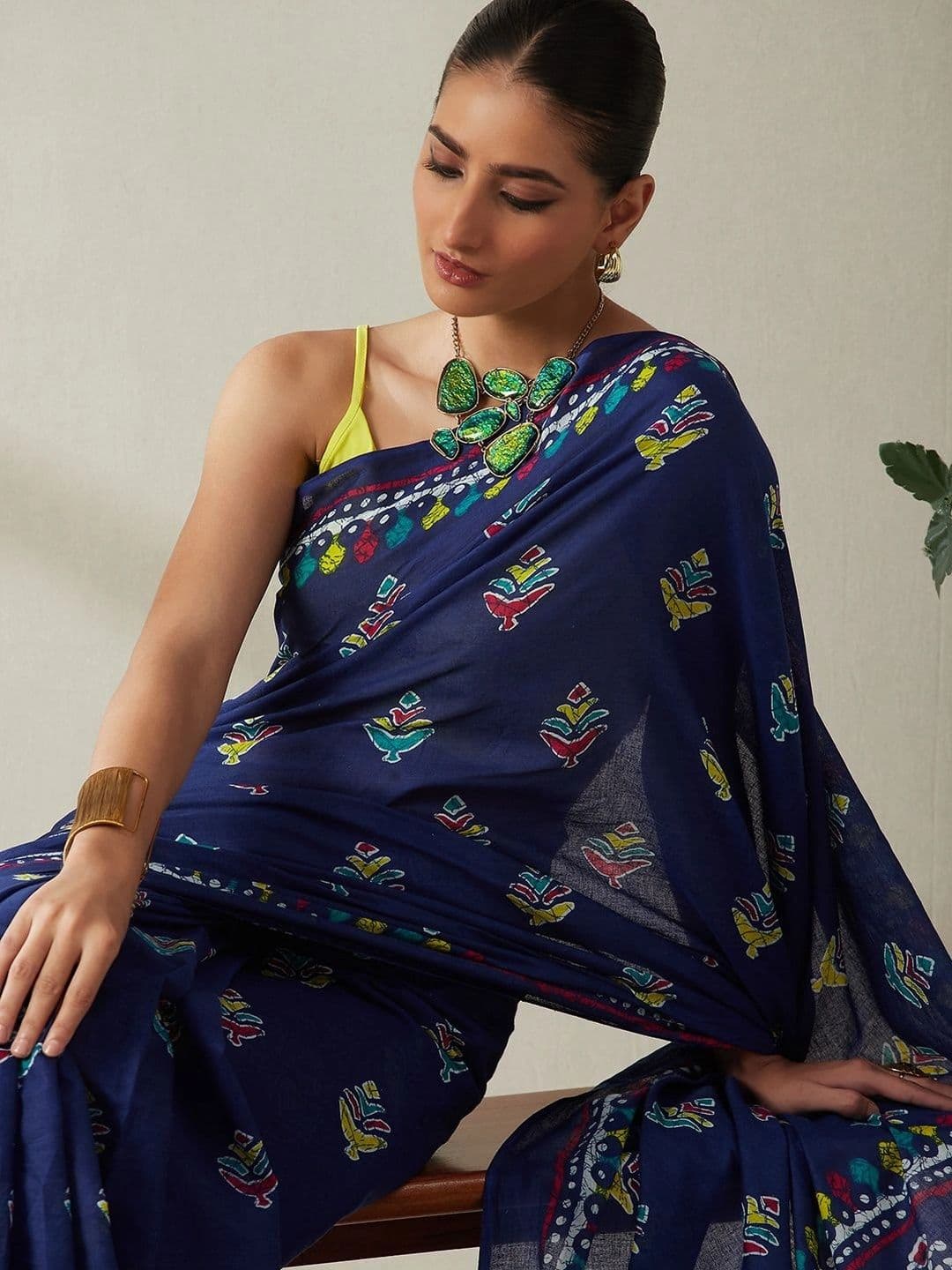 Garden Vareli Ethnic Motifs Pure Cotton Saree thumbnail 5
