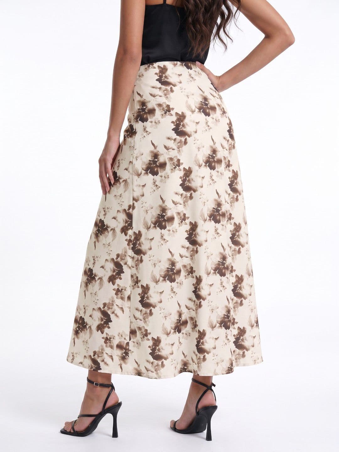 glitchez Women Floral Printed Midi A-Line Skirt thumbnail 4