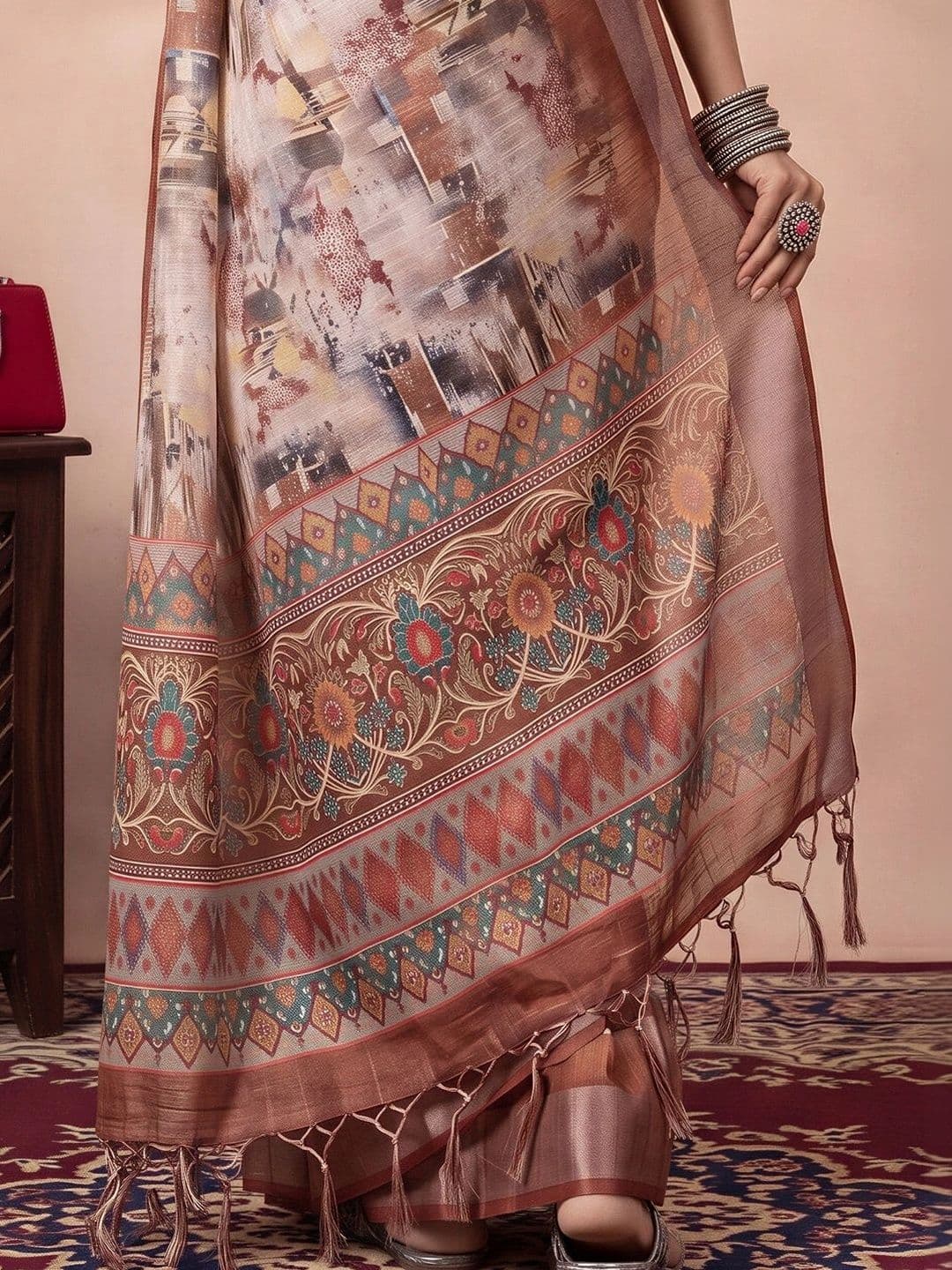 Anouk Zari Linen Blend Designer Saree thumbnail 3