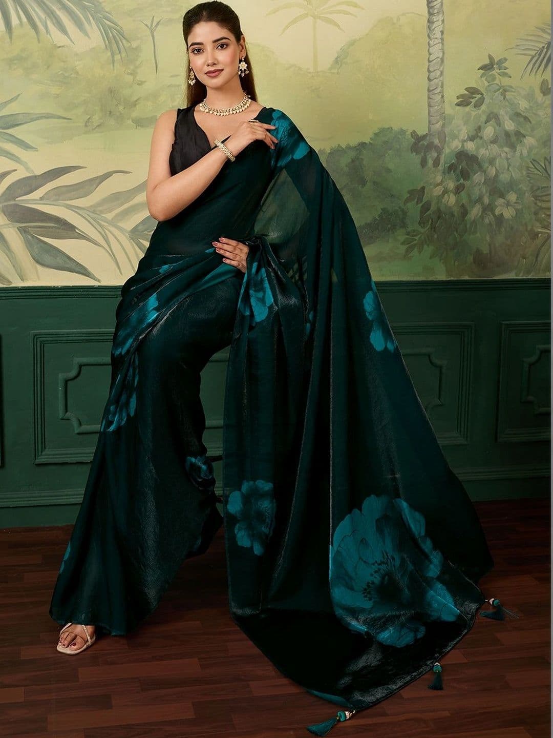 Panzora Floral Satin Designer Saree thumbnail 2