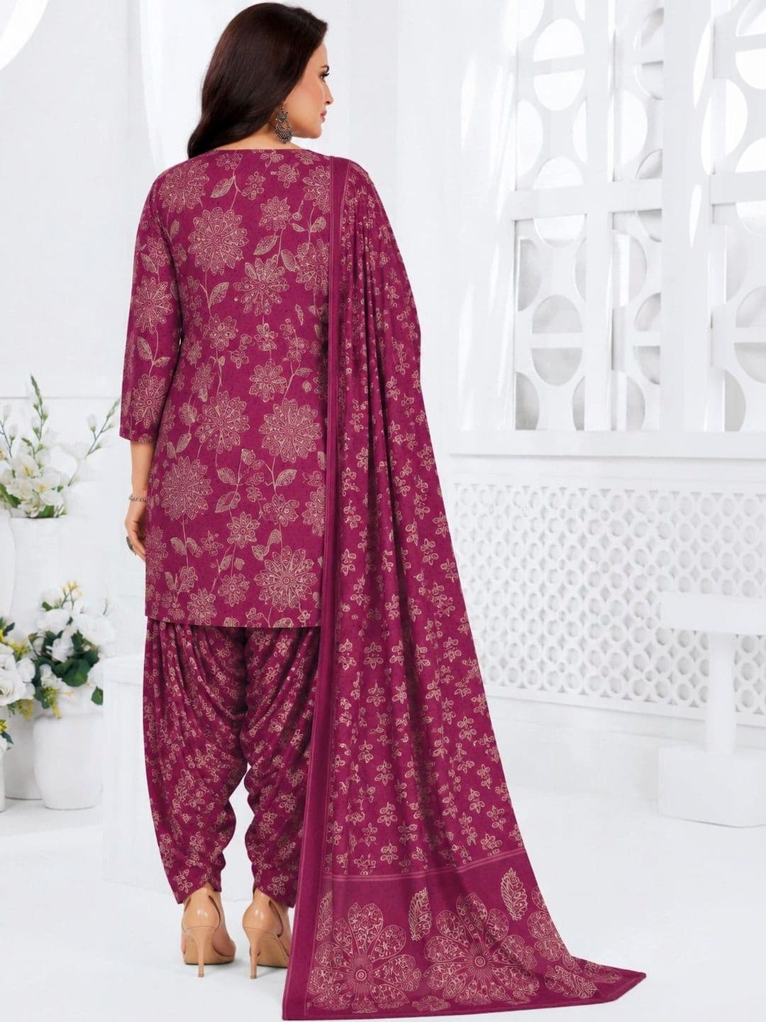 Simmu Women Floral Printed Regular Pure Cotton Kurta with Patiala & With Dupatta thumbnail 5