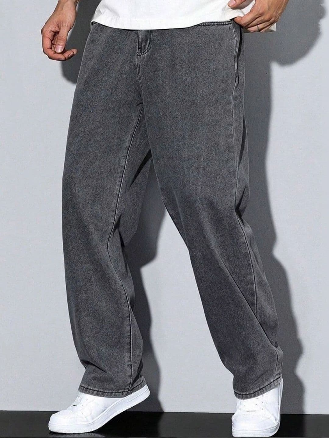 UNIFAV FASHION Men Straight Fit Mid-Rise Jeans - view 1