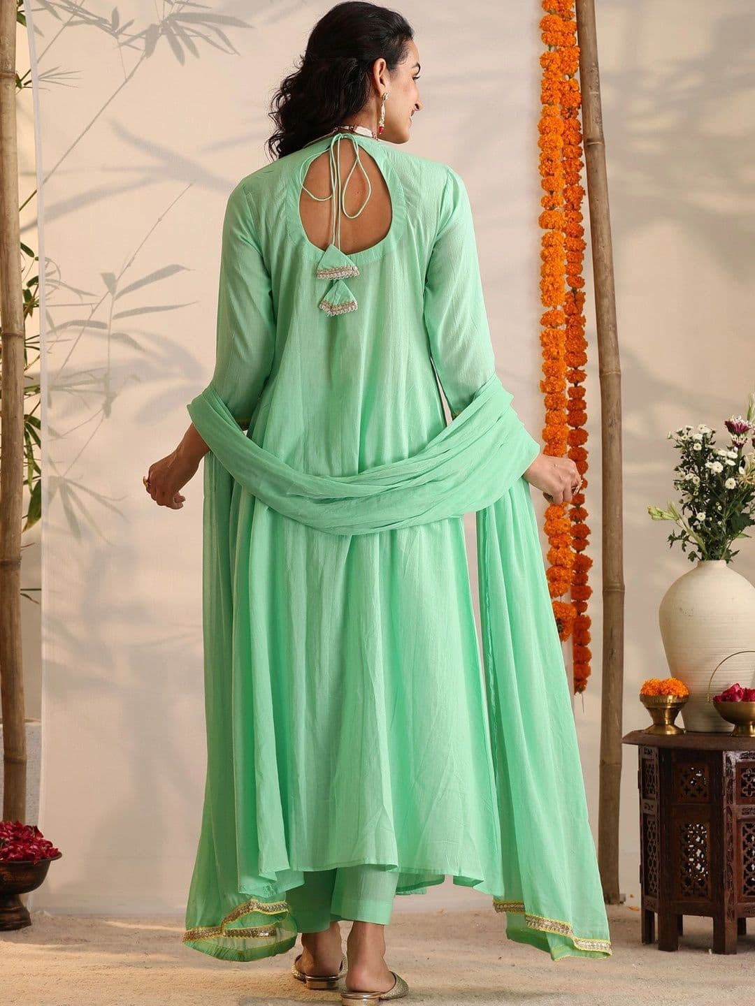 Khushal K Women Ethnic Motifs Embroidered Empire Thread Work Pure Cotton Kurta with Trousers & With Dupatta thumbnail 4