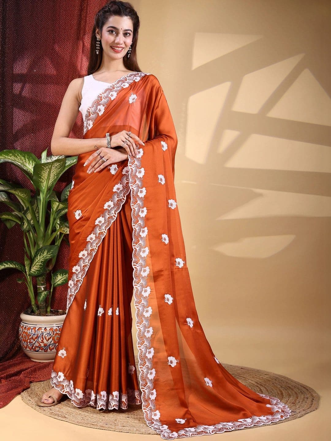 HESVI Embroidered Art Silk Saree thumbnail 3