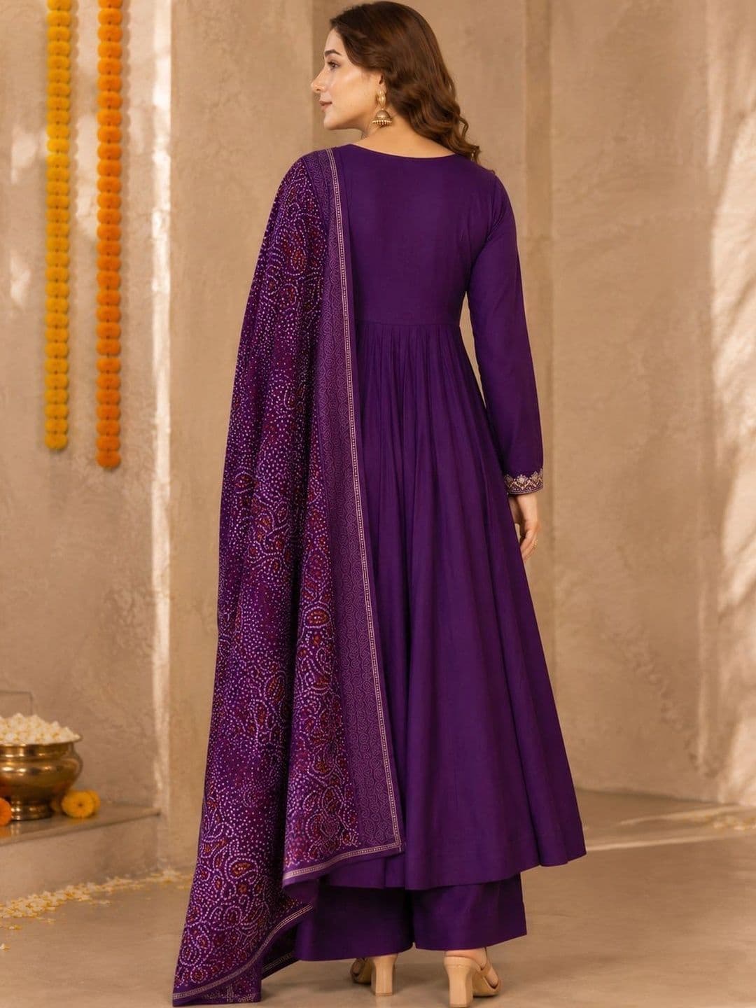 Sangria Women Ethnic Motifs Empire Thread Work Kurta with Palazzos & With Dupatta thumbnail 4