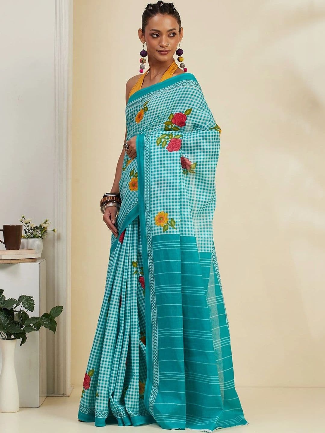 Garden Vareli Floral Pure Cotton Saree thumbnail 3