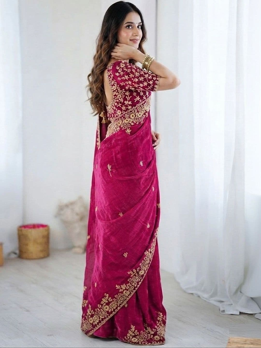 SZN Embellished women  Embroidered Art Silk Heavy Work Saree thumbnail 4