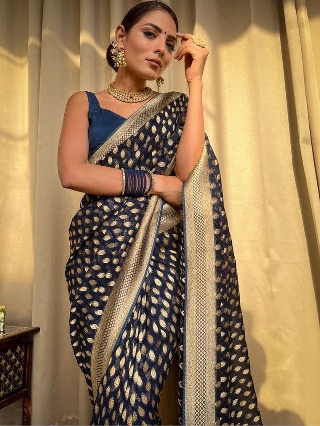 Anokhi Attire Woven Design Zari Art Silk Banarasi Saree thumbnail 5