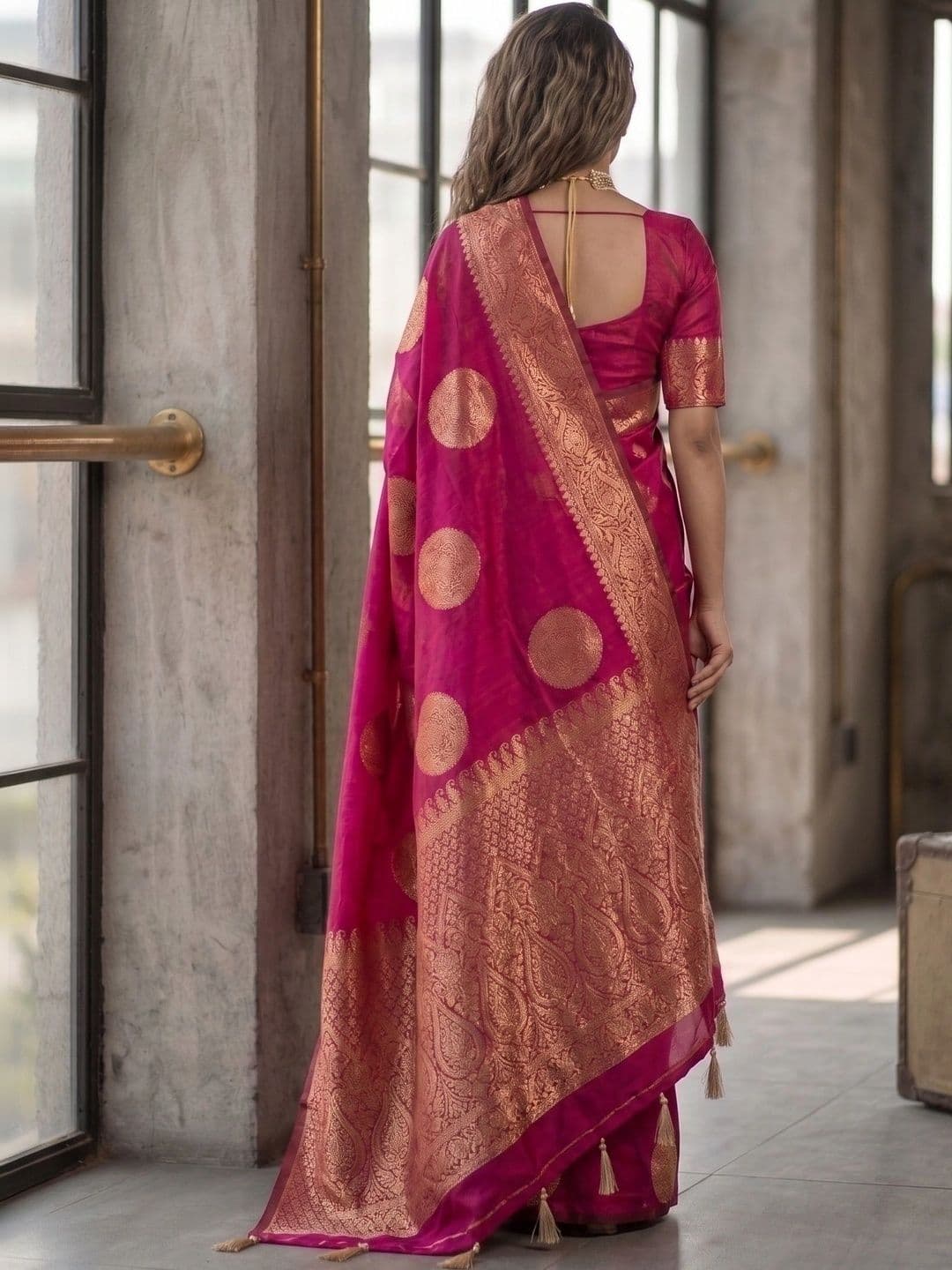 MITAL ENTERPRISE Woven Design Zari Art Silk Saree thumbnail 5