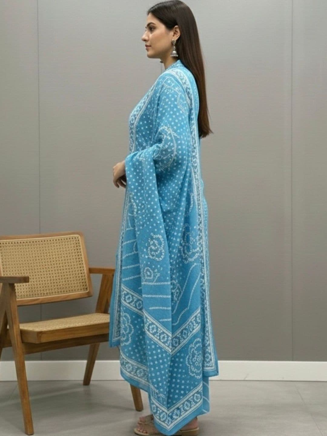 Bna Bnaya Women Bandhani Embroidered Regular Mirror Work Pure Cotton Kurta with Trousers & With Dupatta thumbnail 5