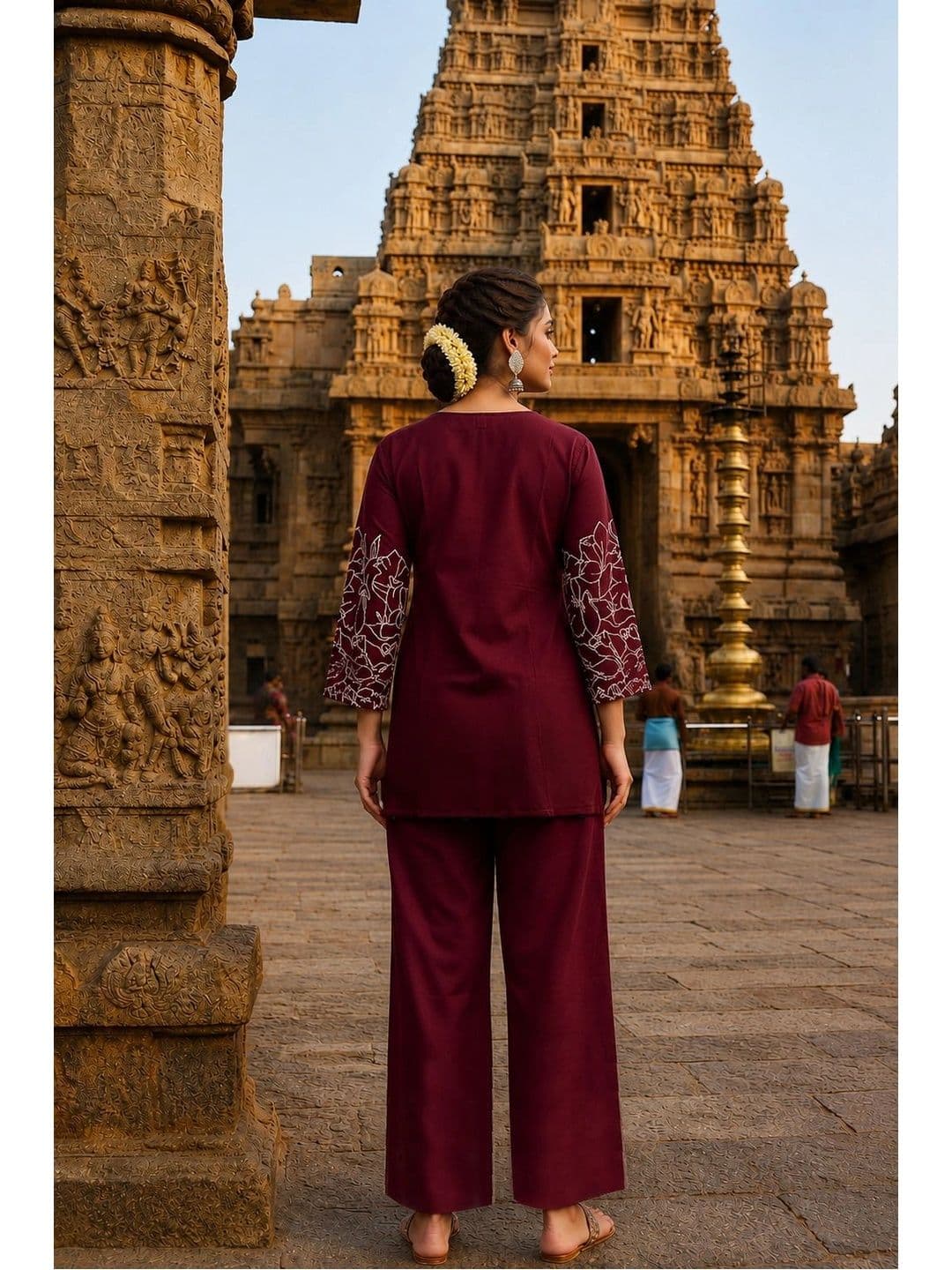 all about you Women Floral Embroidered Regular Thread Work Kurta with Palazzos thumbnail 3