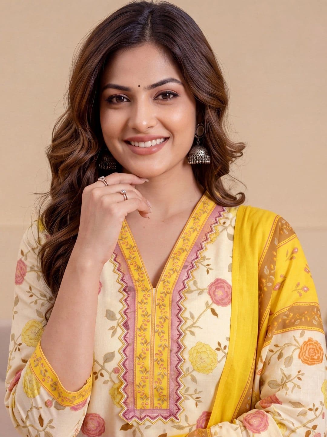 Shree Ramkrishna Fab Women Floral Printed Regular Thread Work Pure Cotton Kurta with Trousers & With Dupatta thumbnail 6