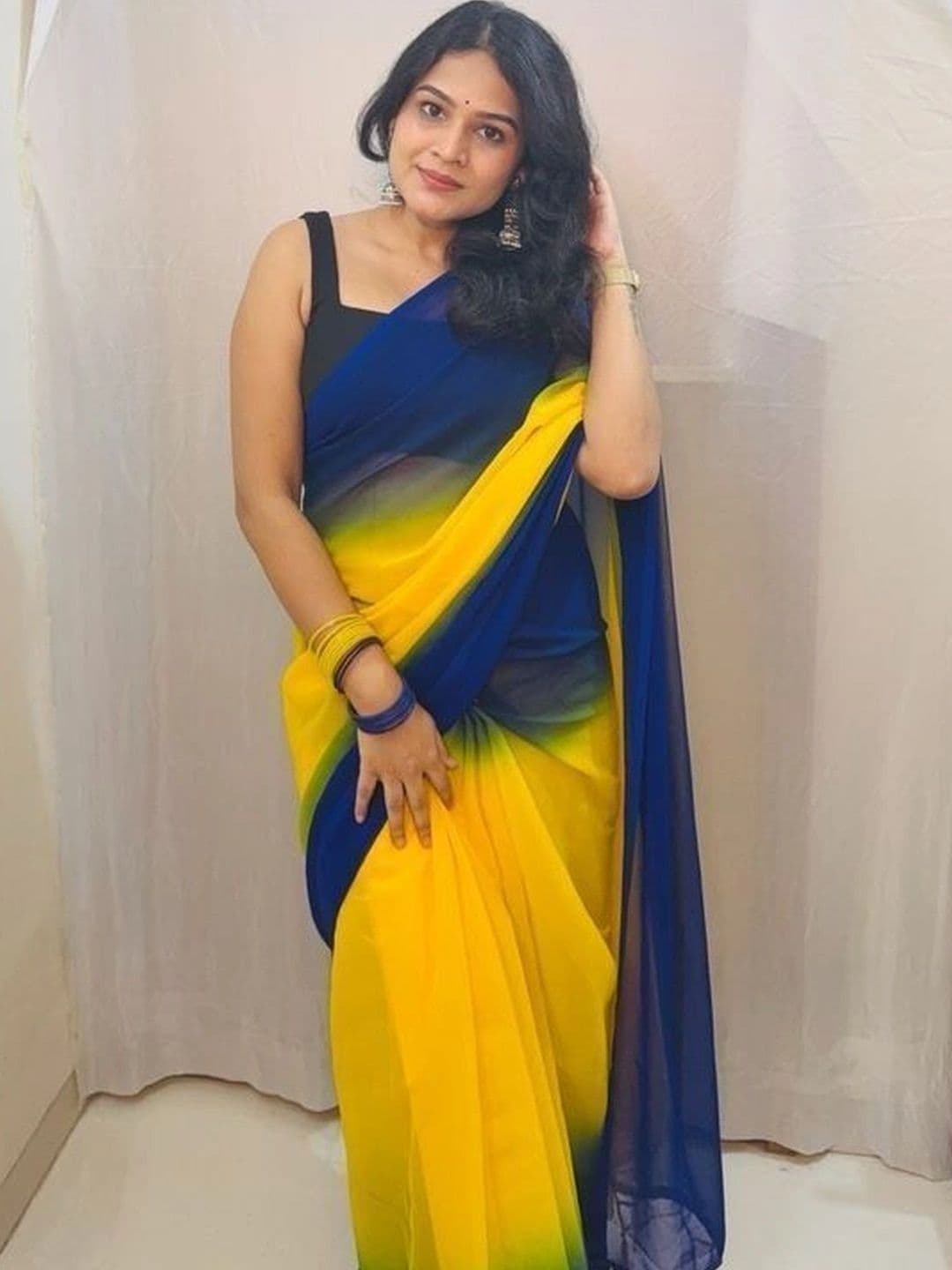Mitera Ombre Poly Georgette Fusion Saree - view 1