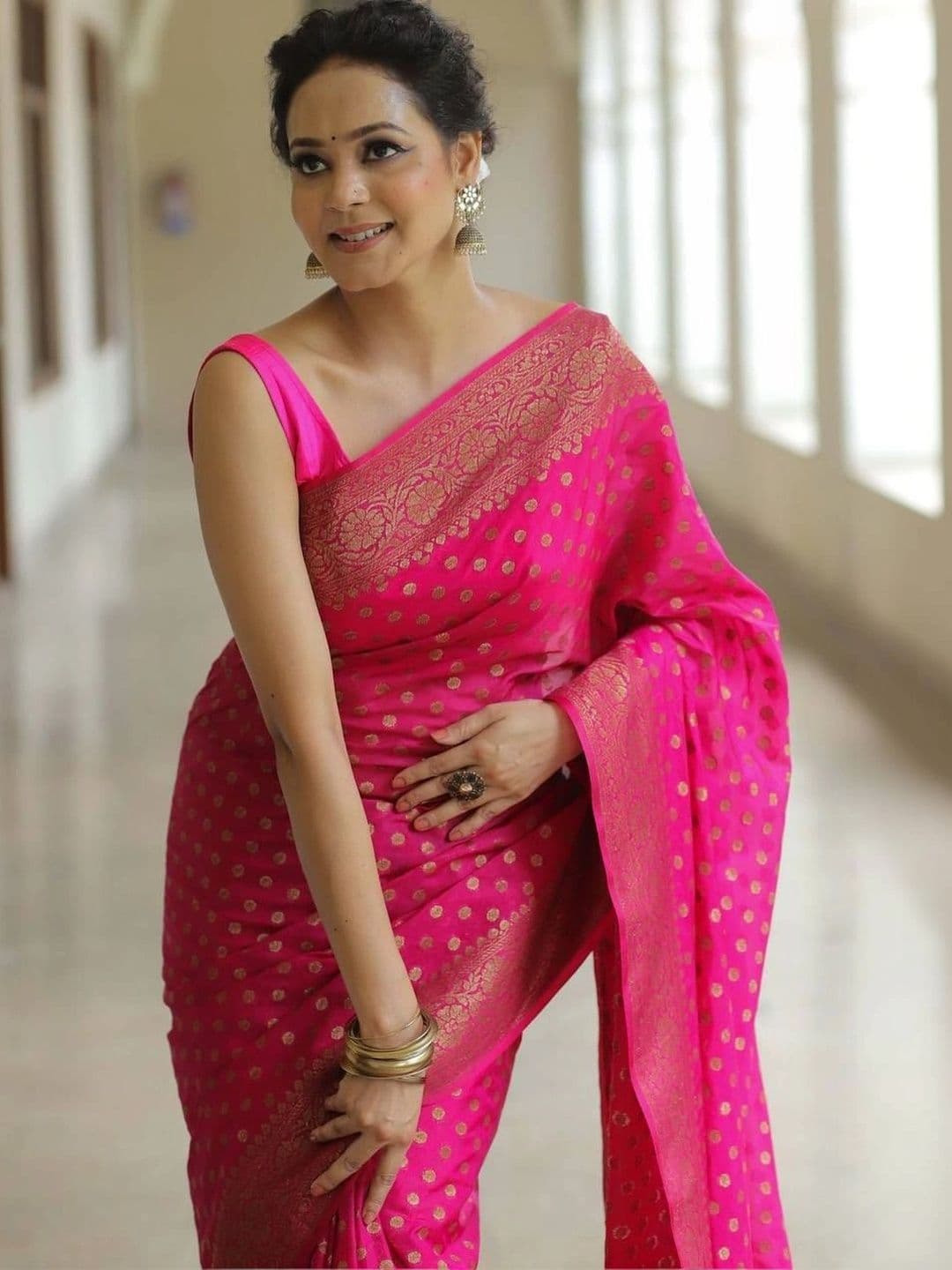 The Loomira Woven Design Zari Art Silk Banarasi Saree thumbnail 5