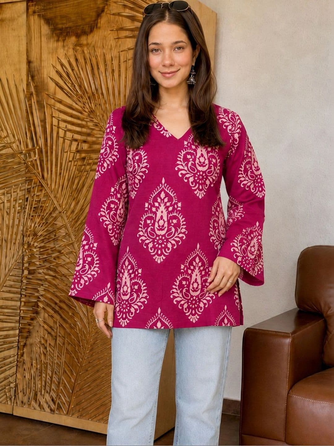 Sangria Ethnic Motifs Printed V-Neck Flared Sleeves Kurti thumbnail 2