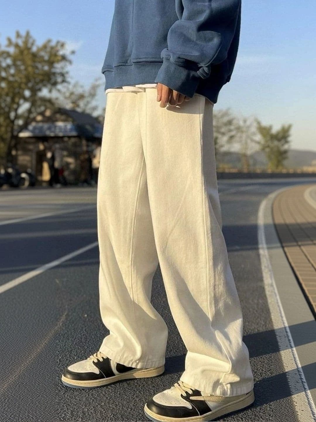 UNIFAV FASHION Men Straight Fit Mid-Rise Jeans thumbnail 3