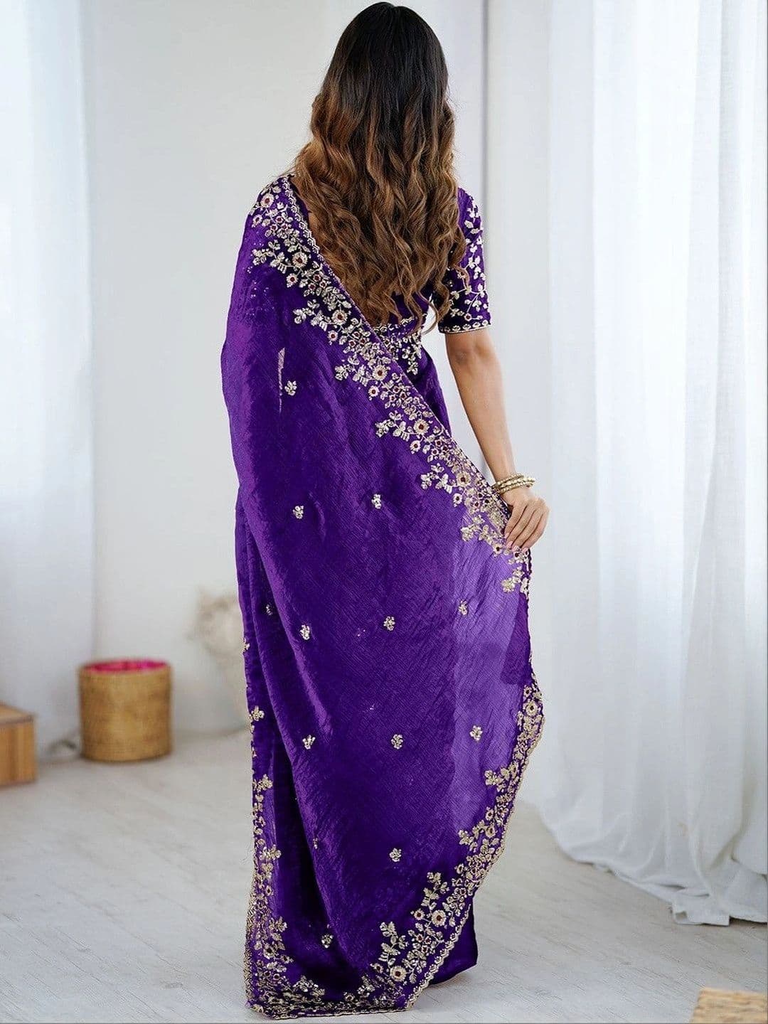 SZN Floral Zari Art Silk Heavy Work Saree thumbnail 2