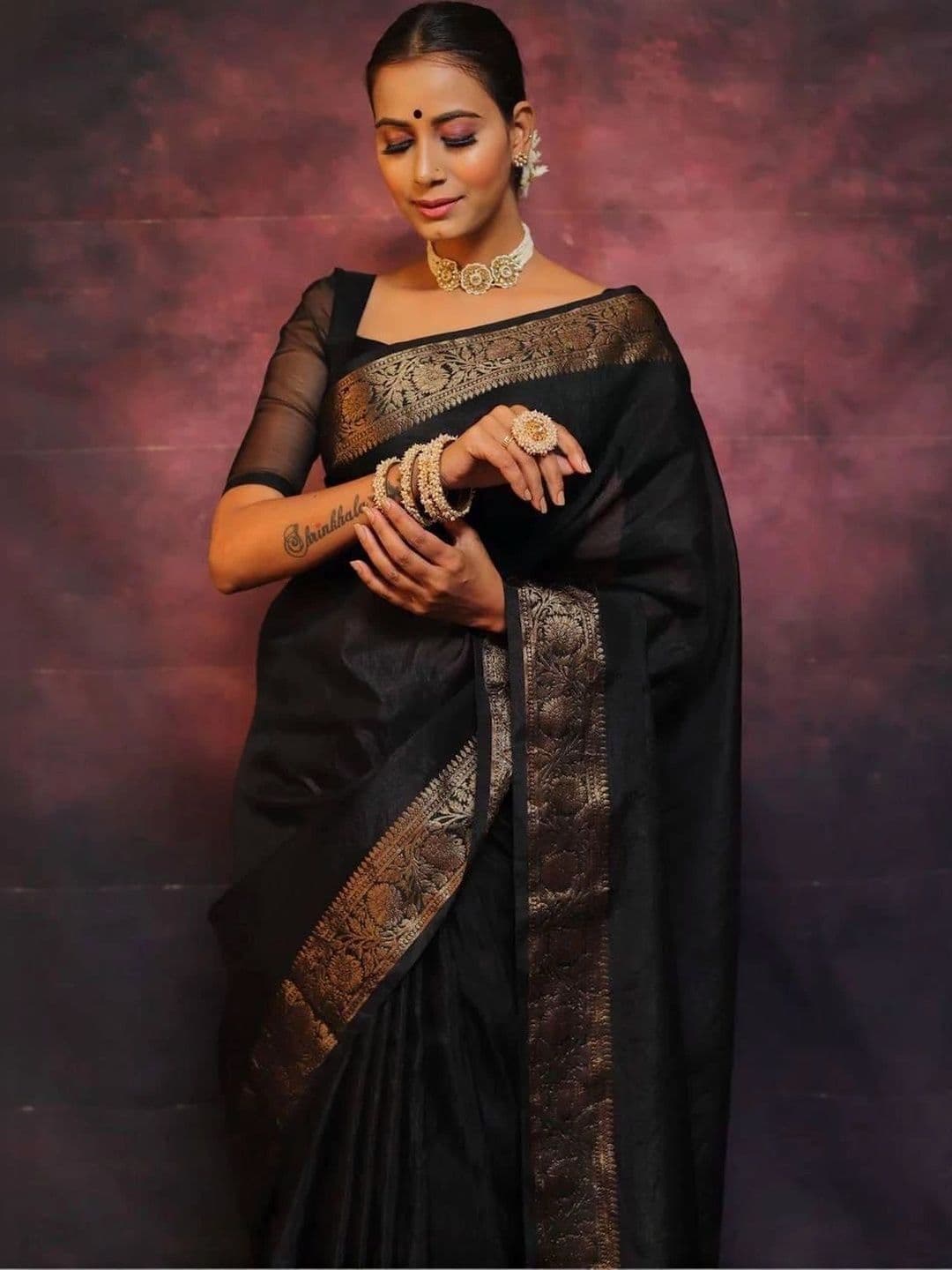 Anokhi Attire Woven Design Zari Art Silk Banarasi Saree thumbnail 5