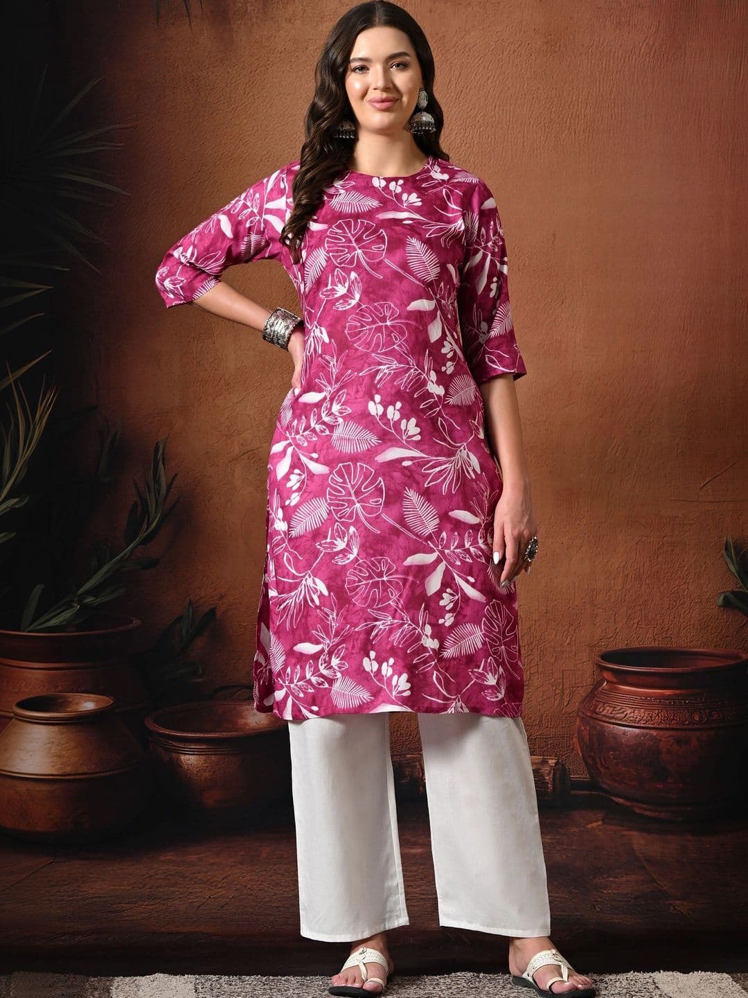 Sangria Women Floral Printed Floral Kurta - view 1