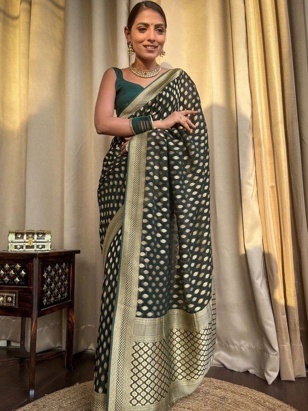 Anokhi Attire Woven Design Zari Art Silk Banarasi Saree - view 1
