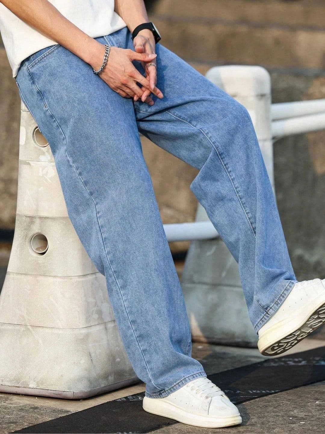 UNIFAV FASHION Men Boyfriend Fit Mid-Rise Jeans thumbnail 2