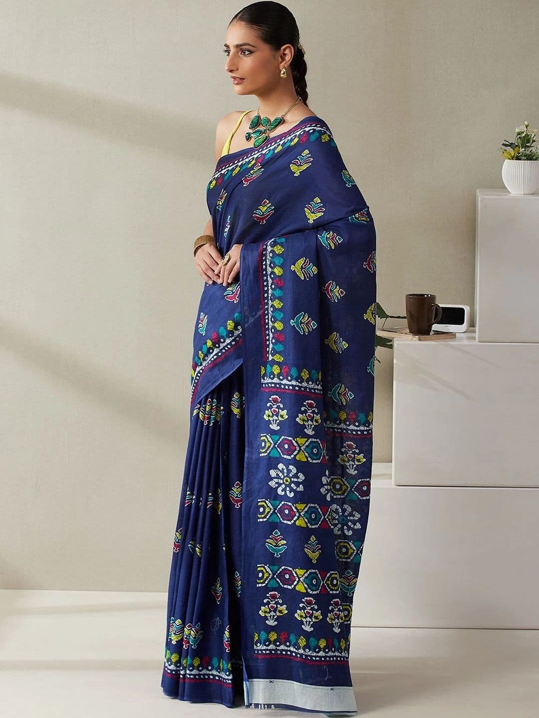 Garden Vareli Ethnic Motifs Pure Cotton Saree thumbnail 2
