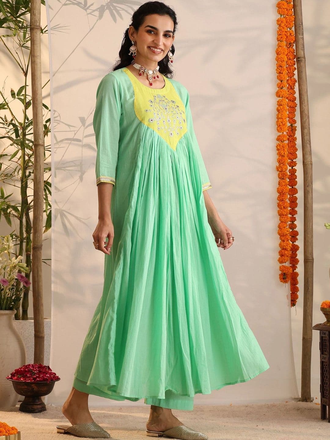 Khushal K Women Ethnic Motifs Embroidered Empire Thread Work Pure Cotton Kurta with Trousers & With Dupatta thumbnail 6
