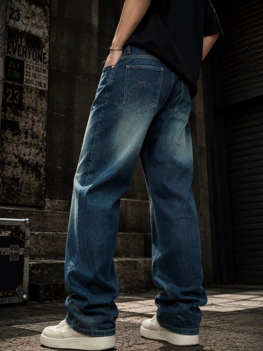 Bene Kleed Men Relaxed Fit Mid-Rise Low Distress Light Fade Jeans thumbnail 2