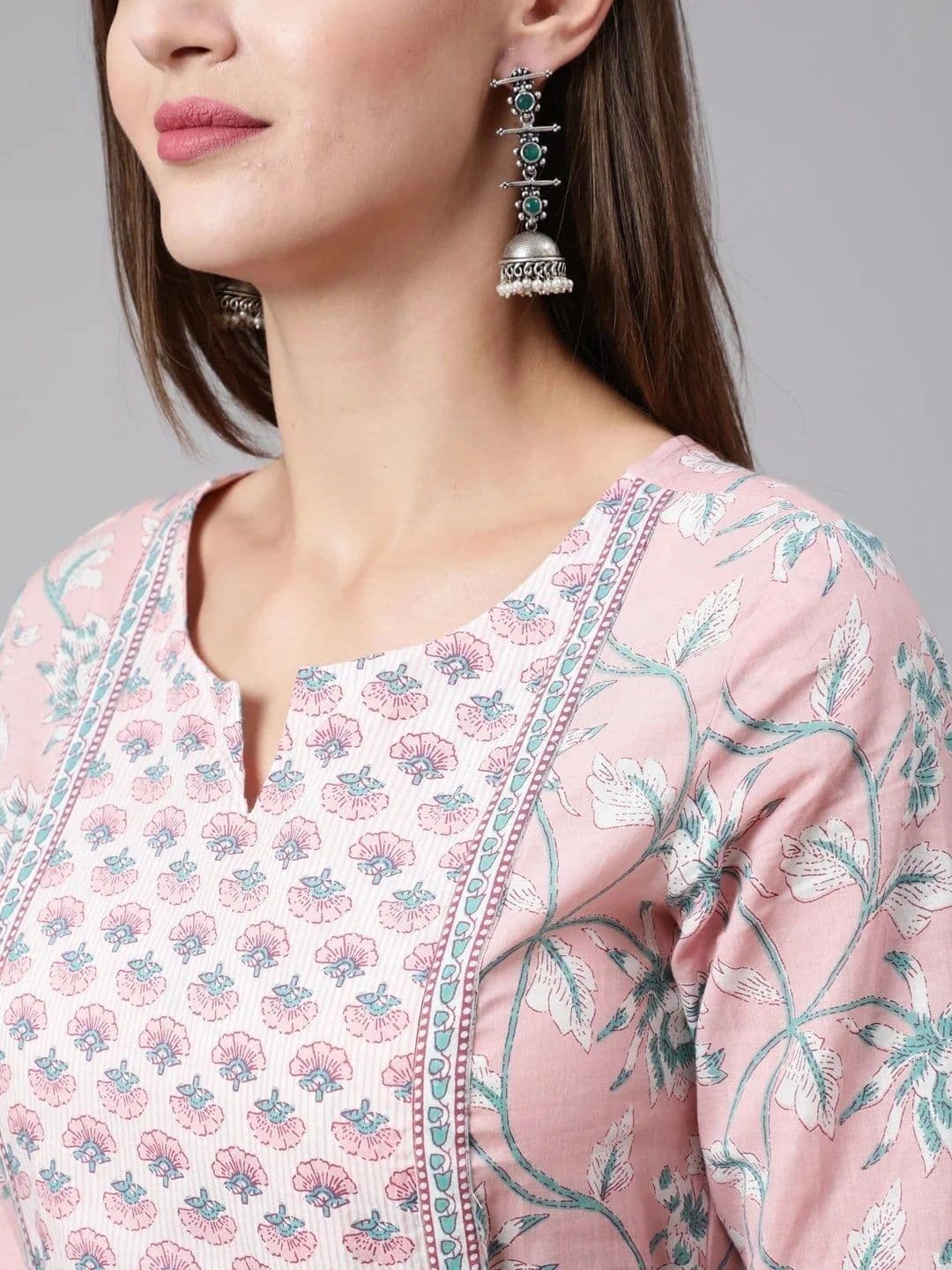NAVYANSHI Women Floral Printed Indie Florals Anarkali Kurta thumbnail 5