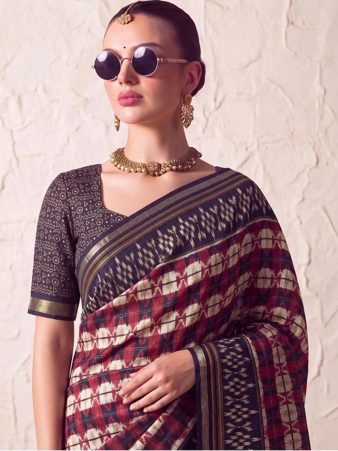 KRISHREE Embellished Silk Cotton Saree thumbnail 2