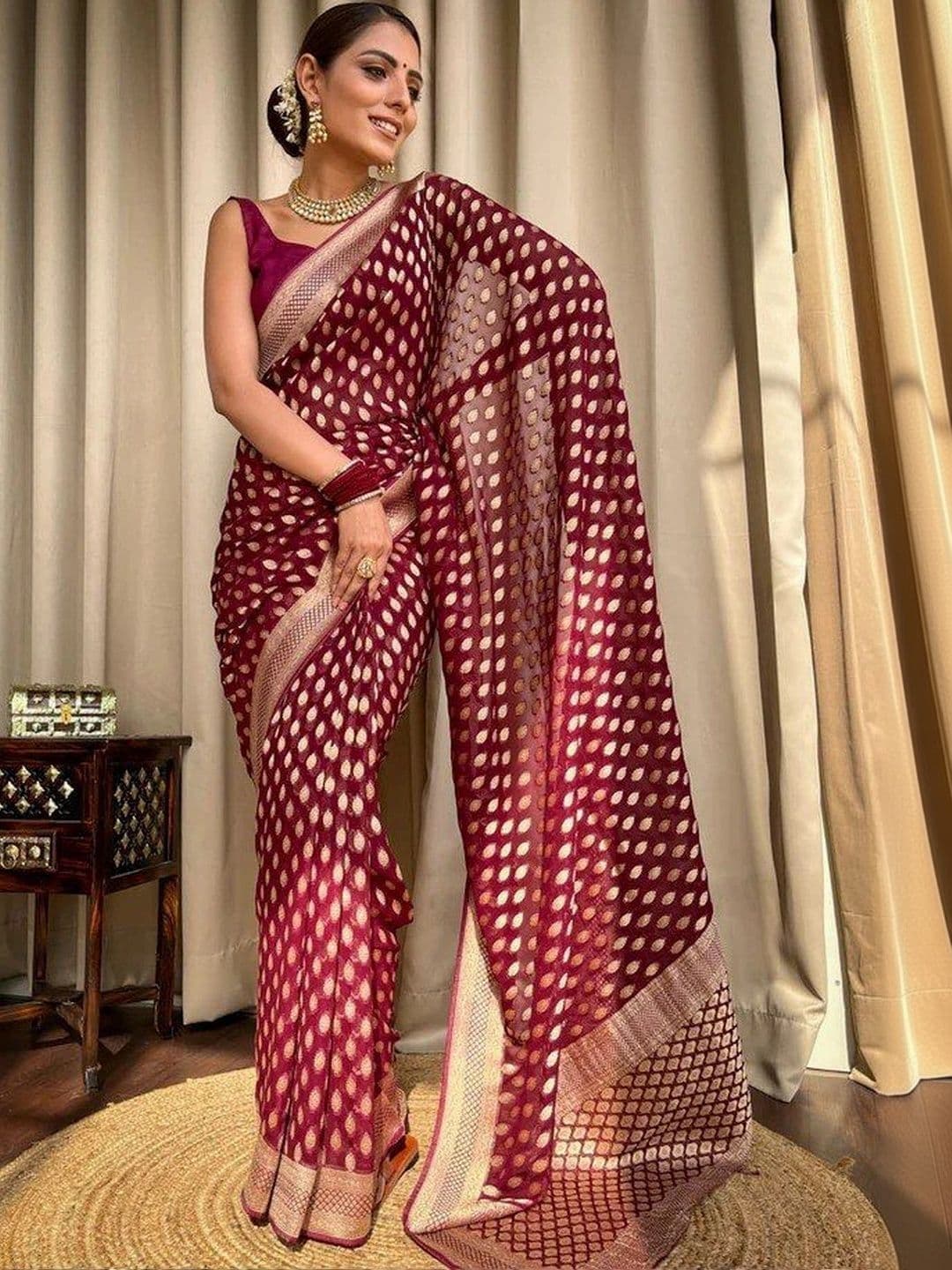 MARUTI VASTRAM Woven Design Zari Art Silk Banarasi Saree thumbnail 2