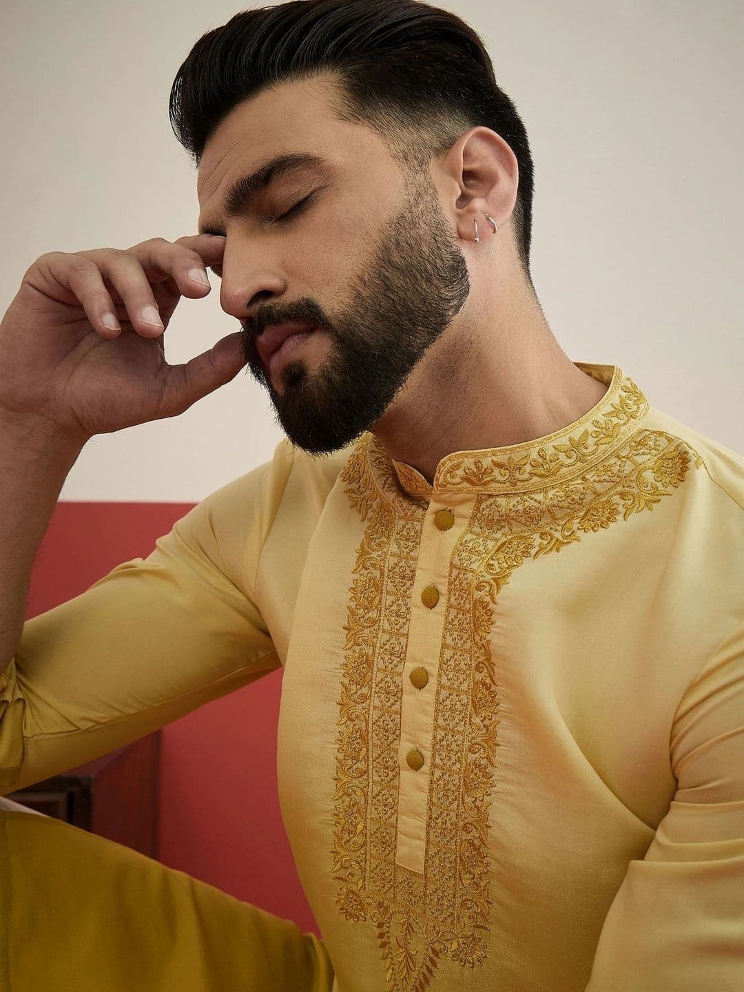 House of Pataudi Men Ethnic Motifs Embroidered Thread Work Kurta thumbnail 5