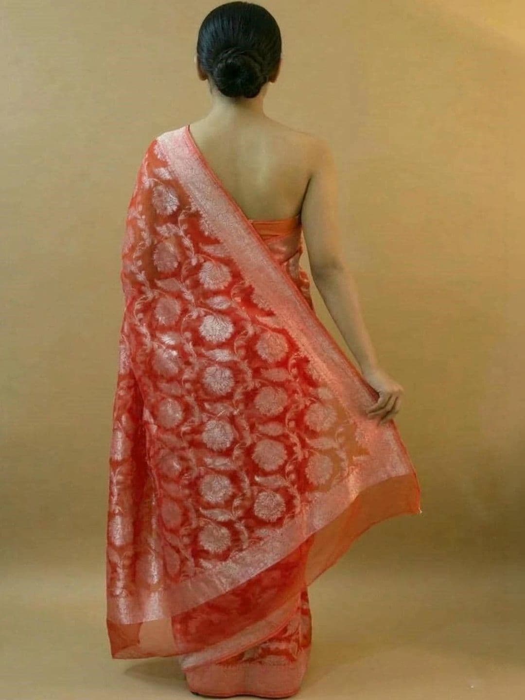 MITAL ENTERPRISE Woven Design Zari Art Silk Saree thumbnail 4