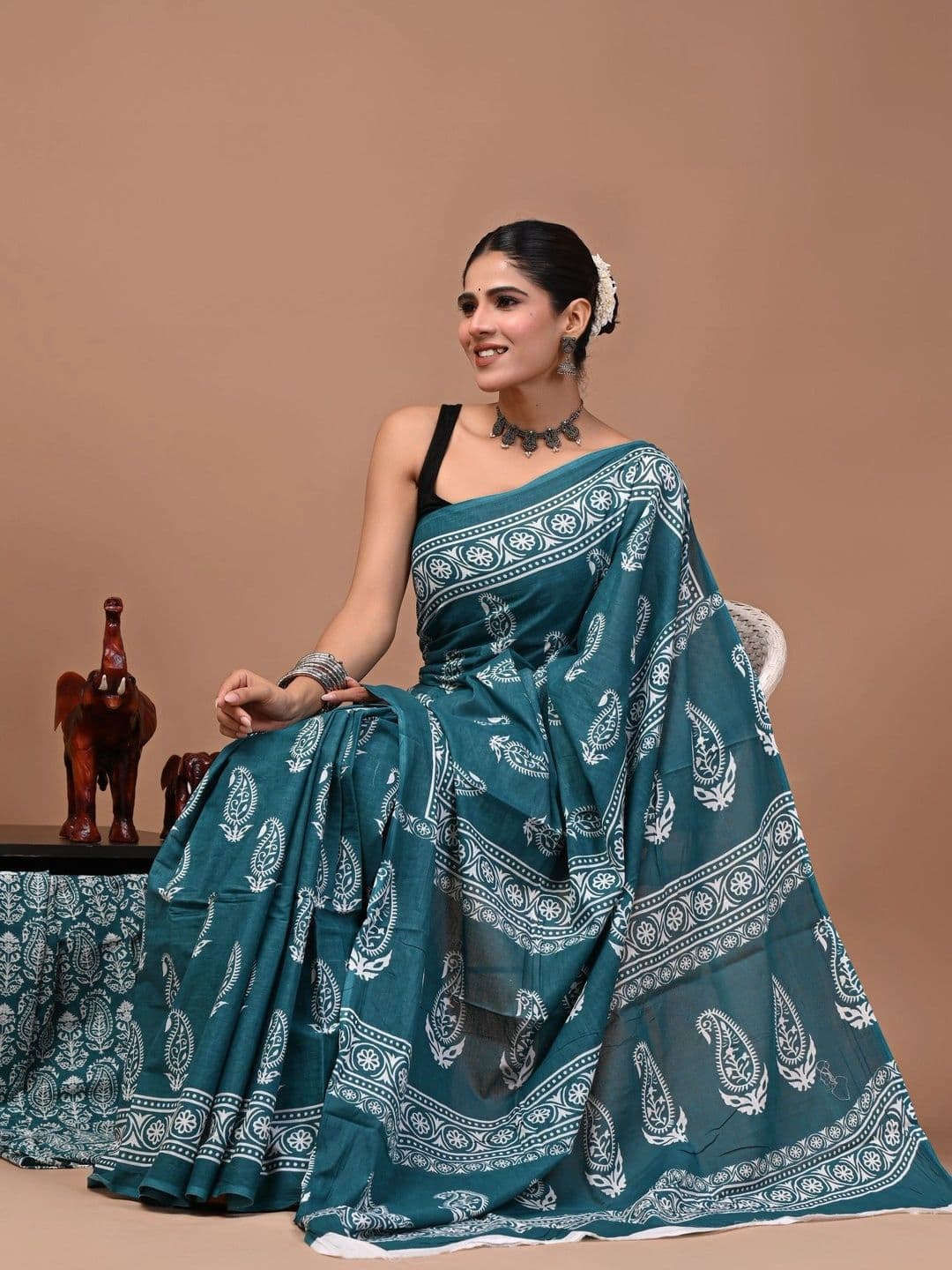 Anouk Paisley Pure Cotton Block Print Saree thumbnail 3
