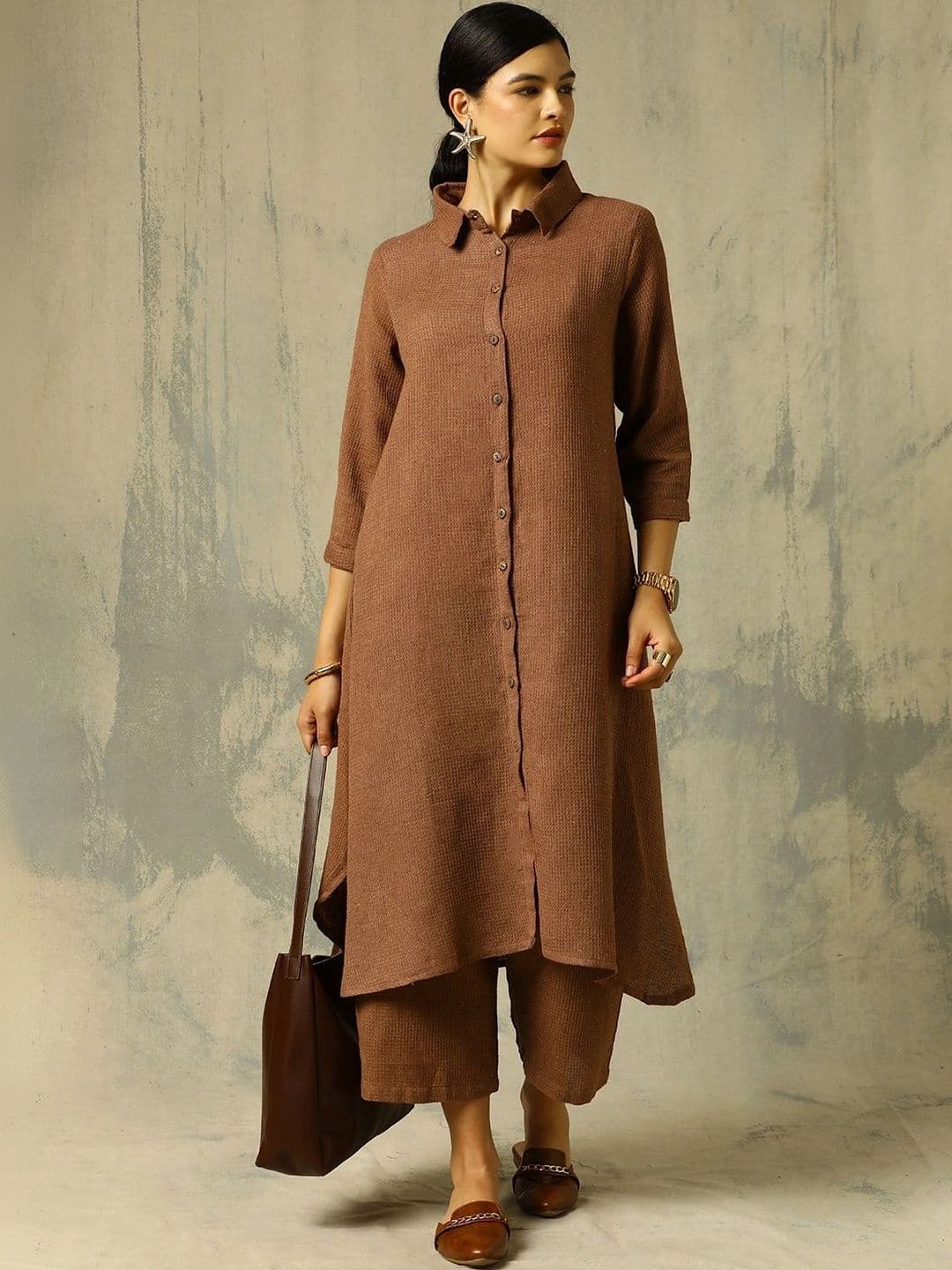 BLACK & BLAH BLAH Women Regular Pure Cotton Kurta with Trousers - view 1