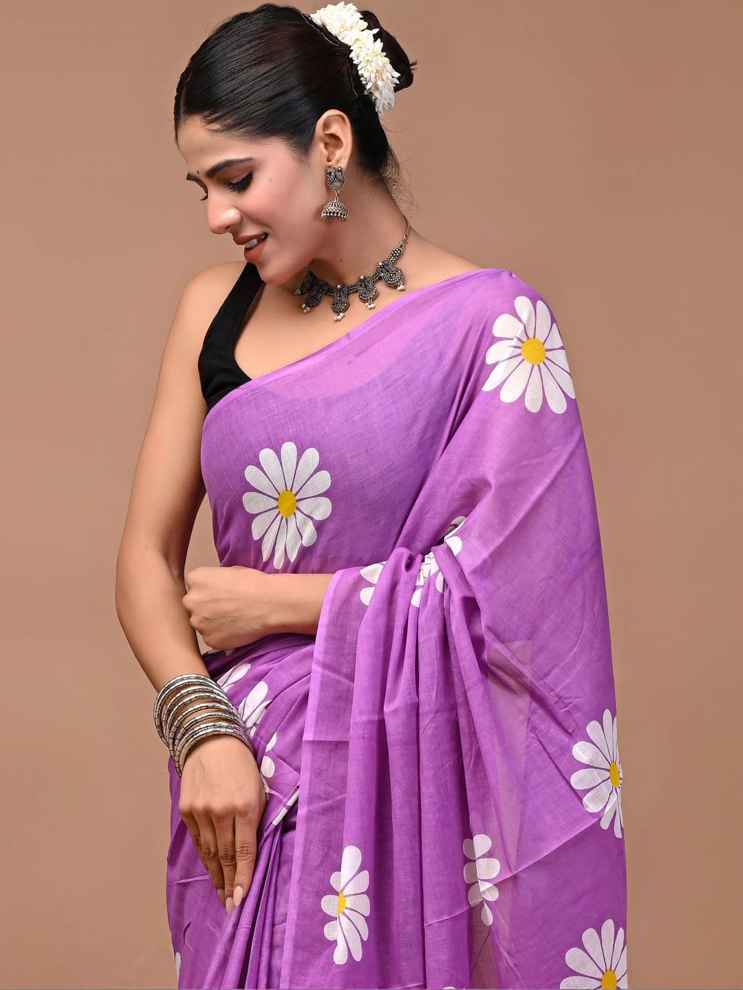 Anouk Ethnic Motifs Pure Cotton Block Print Saree thumbnail 3