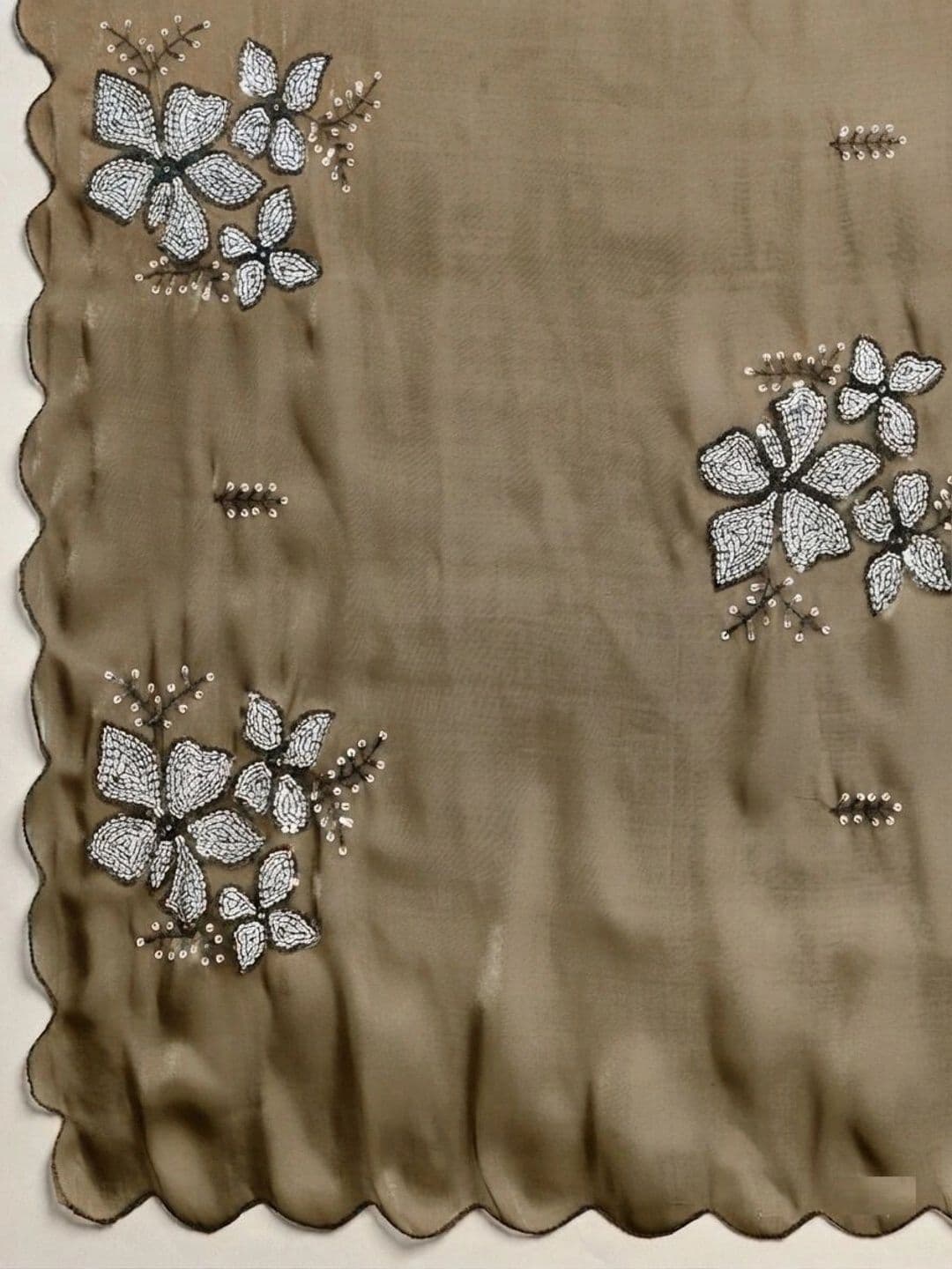 SZN Embellished Embroidered Art Silk Designer Saree thumbnail 4