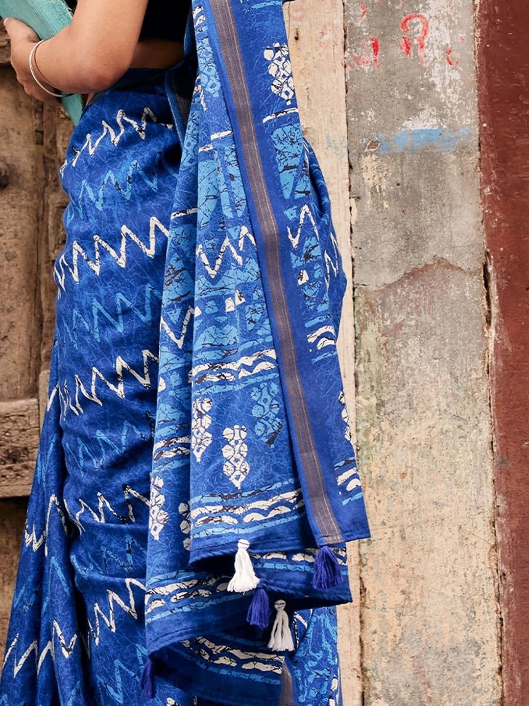 Mitera Designer Block Print Saree thumbnail 6