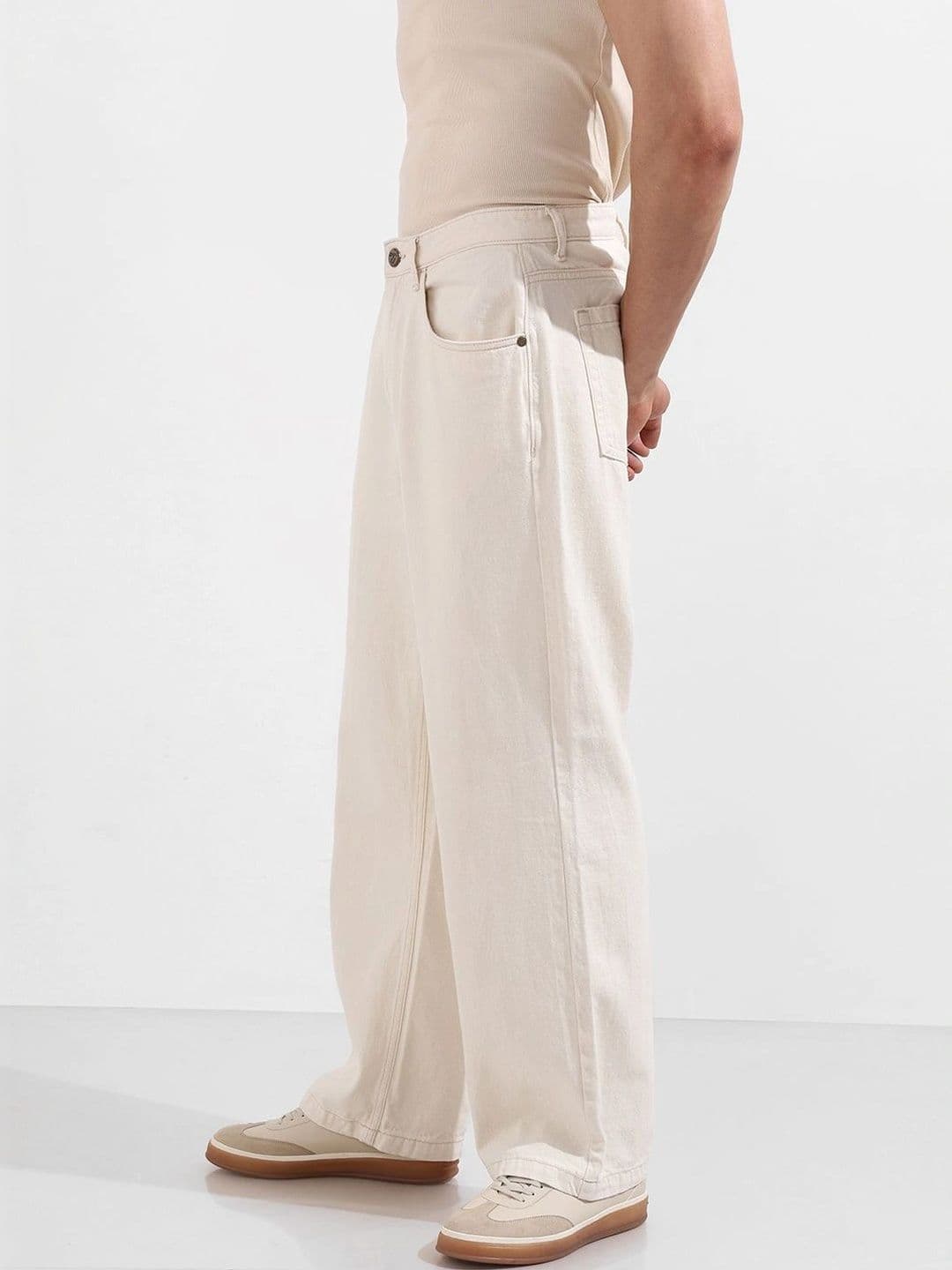 The Indian Garage Co Men Solid Cotton Wide leg Mid-Rise Jeans thumbnail 4