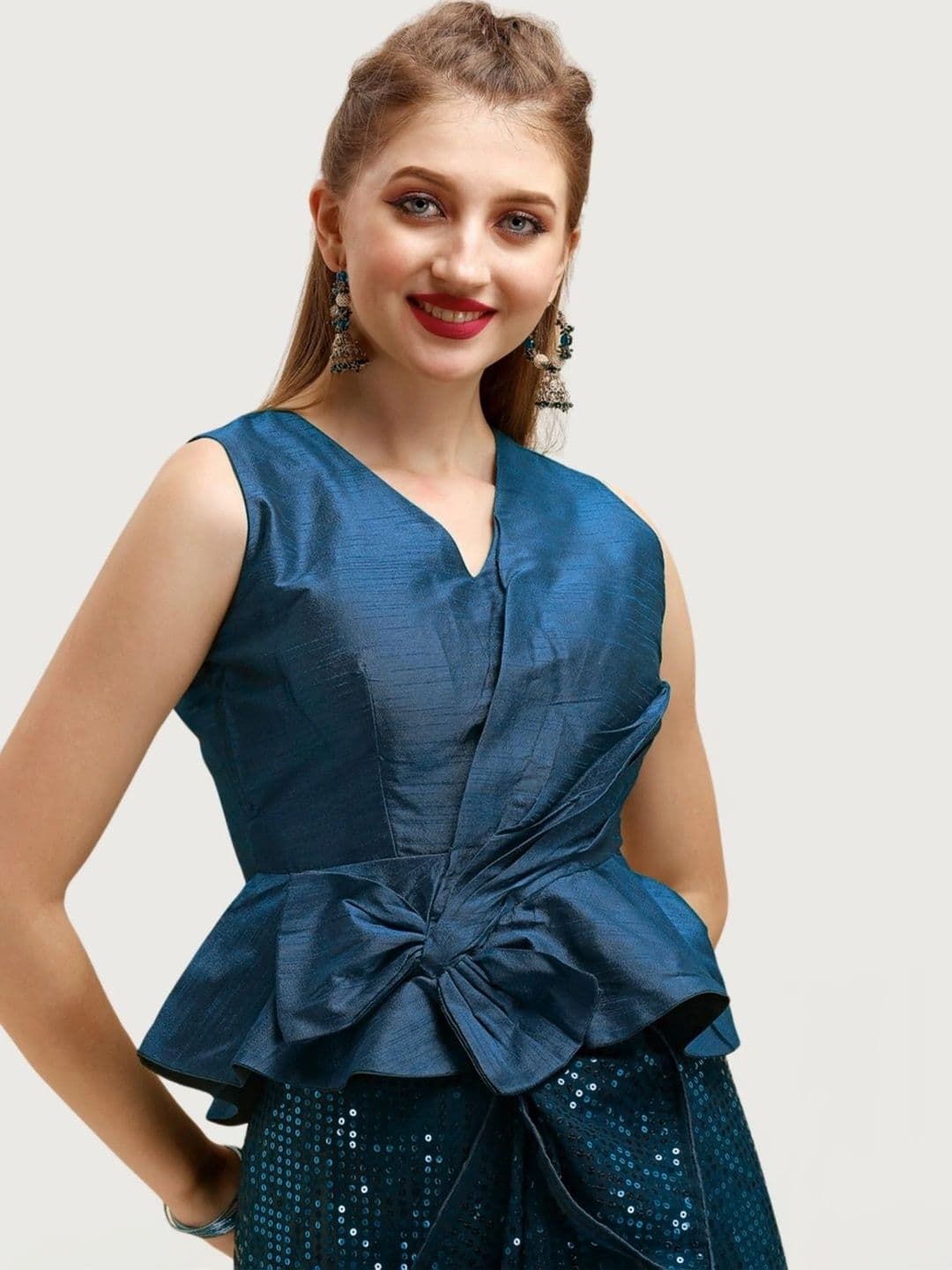 SZN Embellished Sequinned Pure Georgette Designer Saree thumbnail 3
