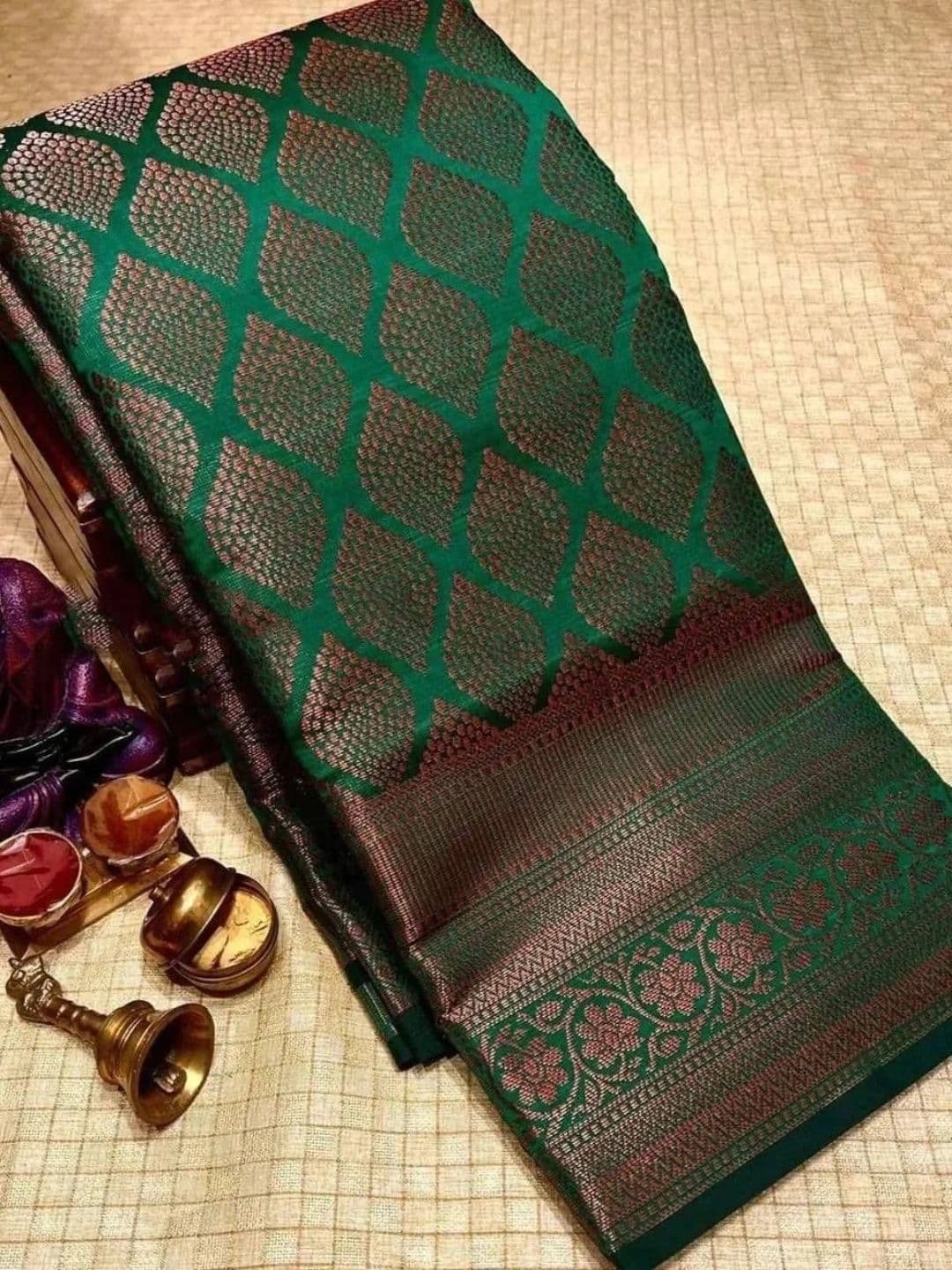MITAL ENTERPRISE Woven Design Zari Art Silk Saree thumbnail 3