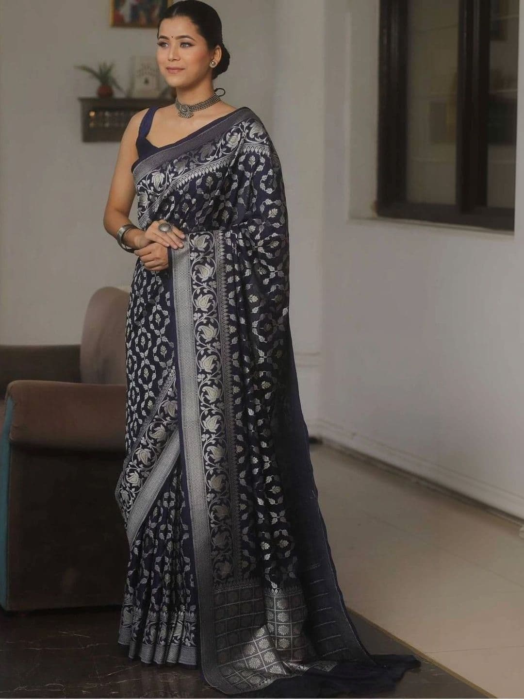 The Loomira Woven Design Zari Art Silk Banarasi Saree - view 1