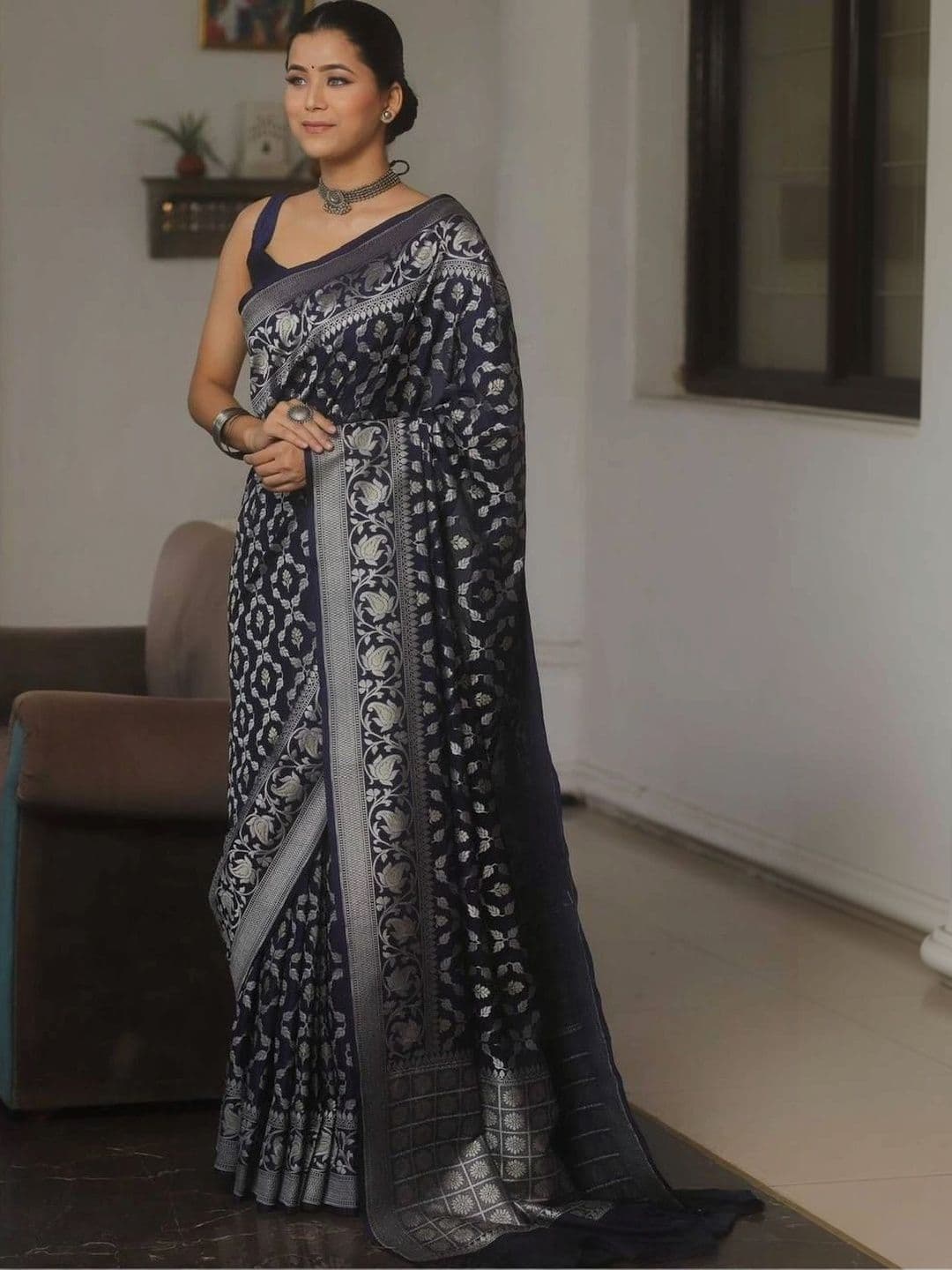 Anokhi Attire Woven Design Zari Art Silk Banarasi Saree - view 1